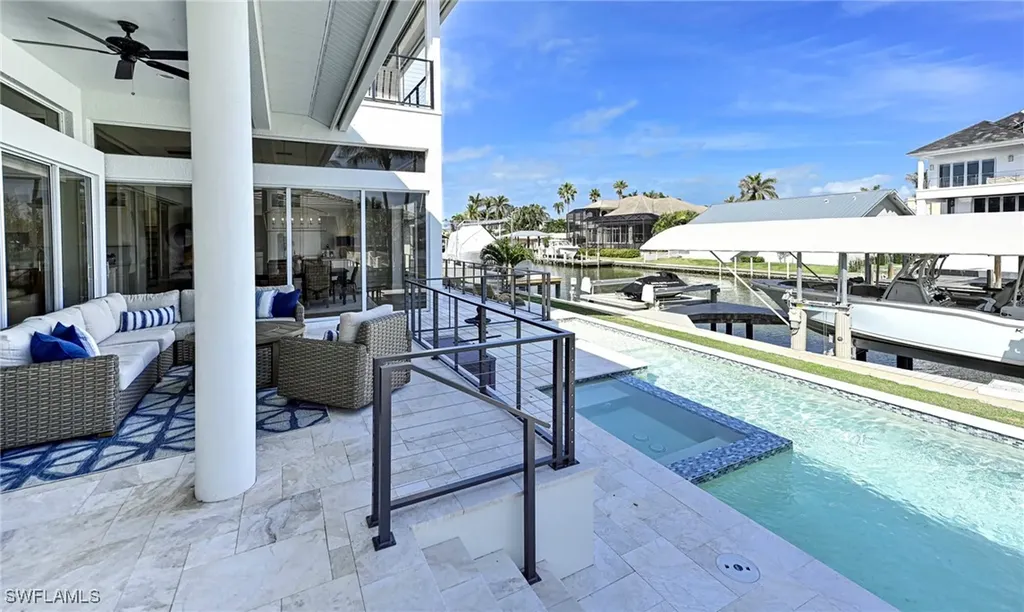 271 Bayview Avenue Naples FL 34108