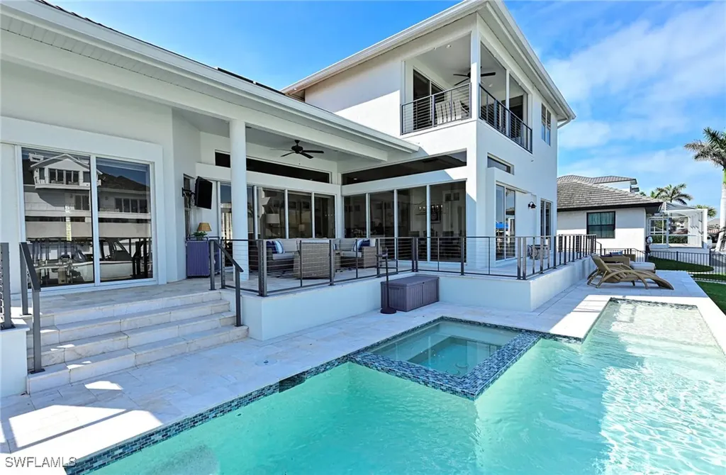 271 Bayview Avenue Naples FL 34108