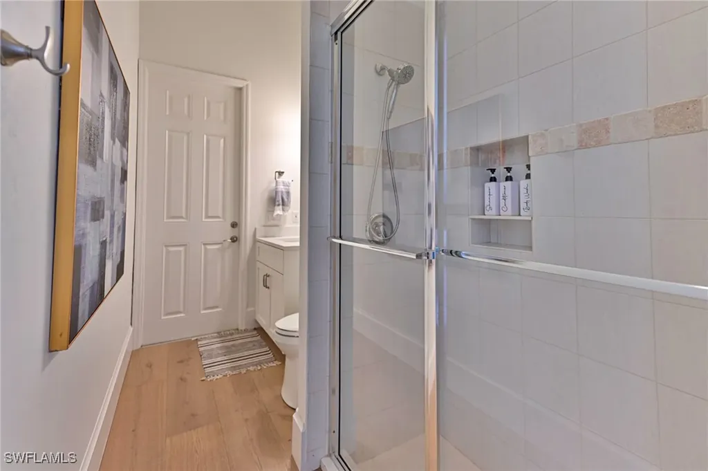 271 Bayview Avenue Naples FL 34108