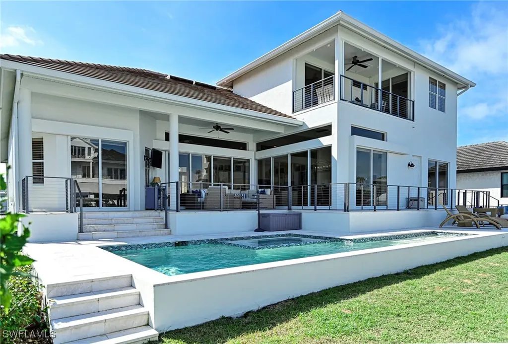 271 Bayview Avenue Naples FL 34108