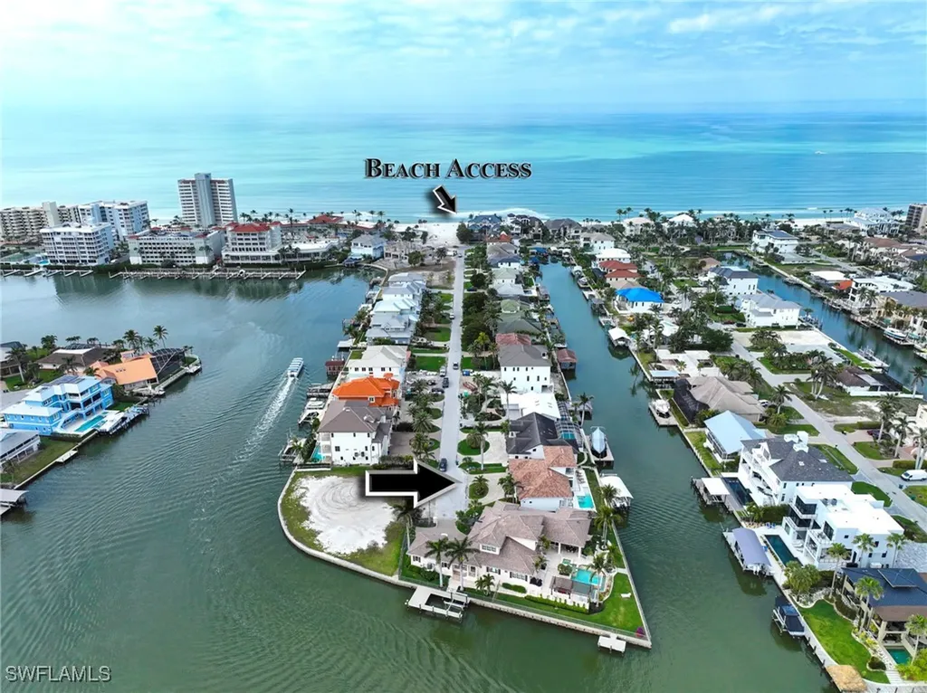 271 Bayview Avenue Naples FL 34108
