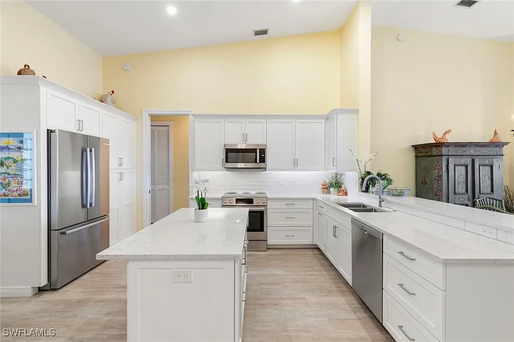 750 Bentwater Circle Naples FL 34108