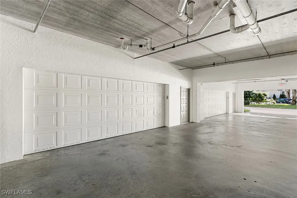 750 Bentwater Circle Naples FL 34108