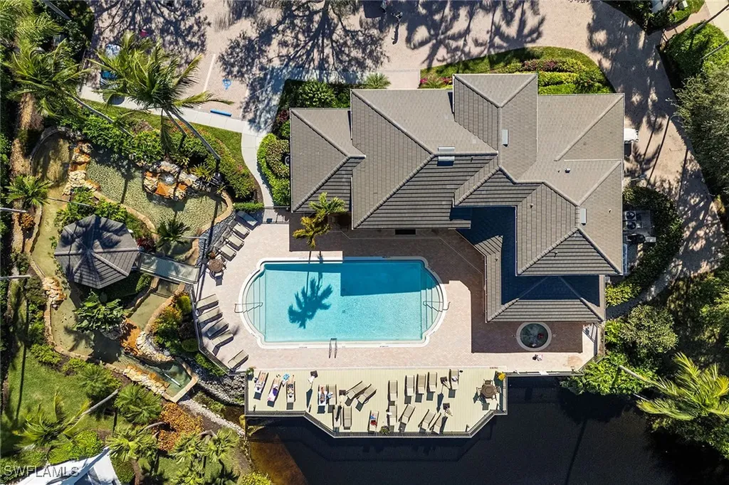 750 Bentwater Circle Naples FL 34108