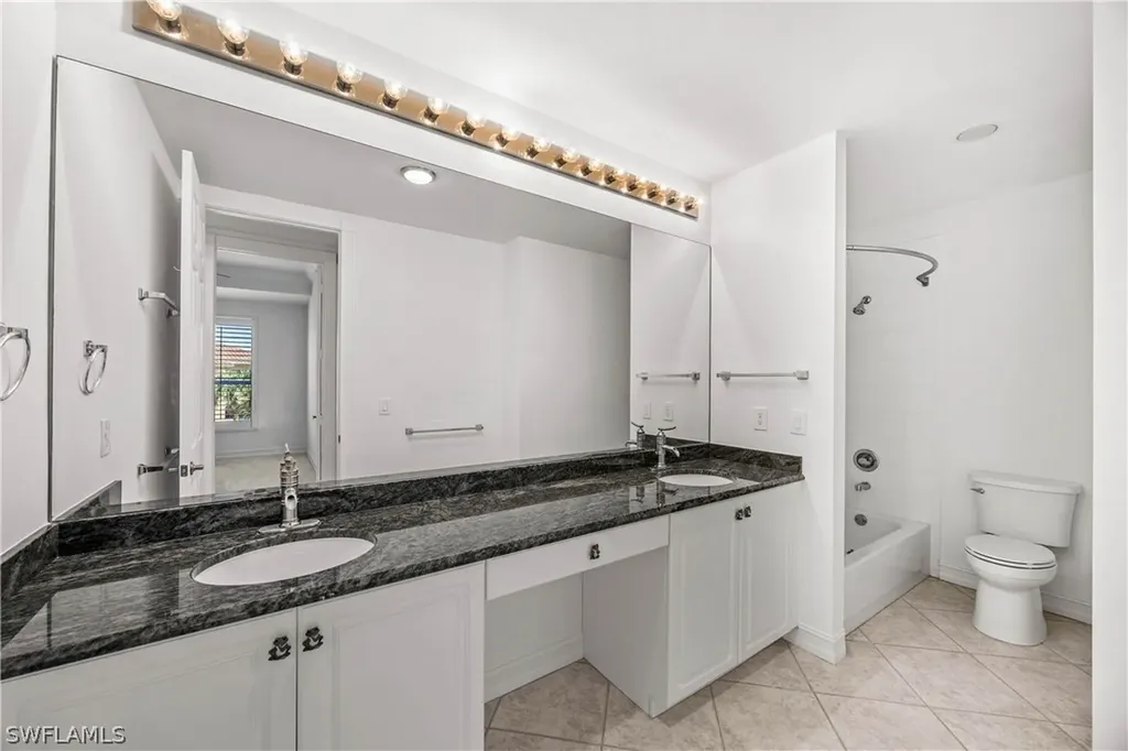 1840 Les Chateaux Boulevard Naples FL 34109