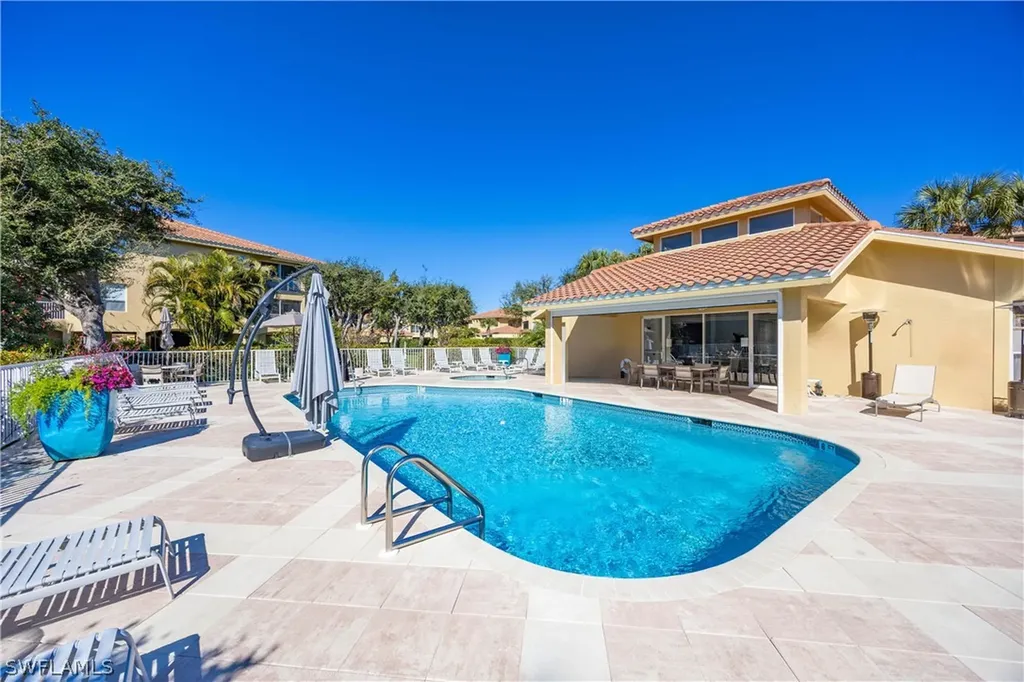 1840 Les Chateaux Boulevard Naples FL 34109