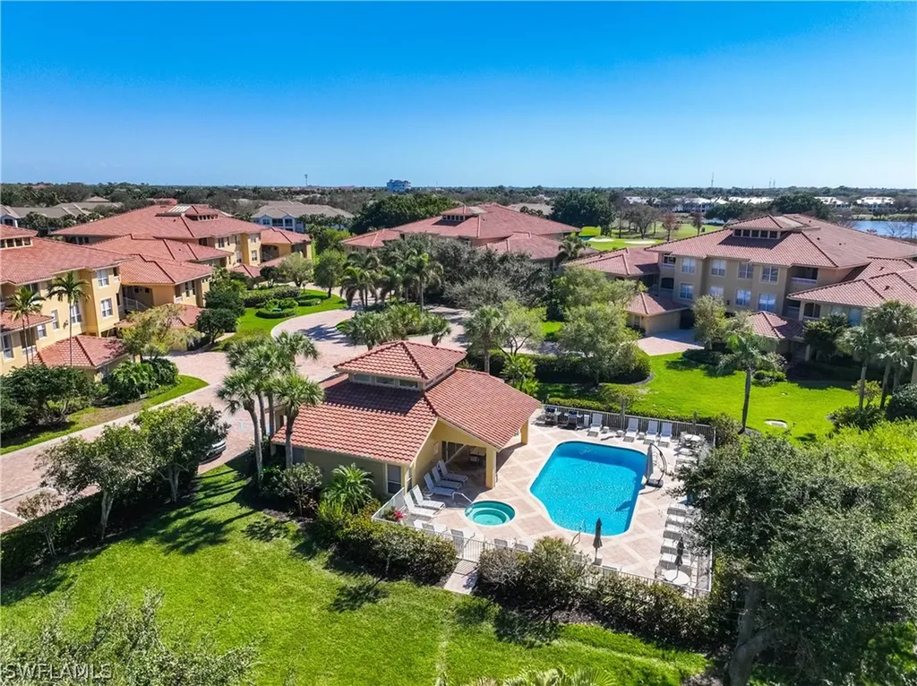 1840 Les Chateaux Boulevard Naples FL 34109