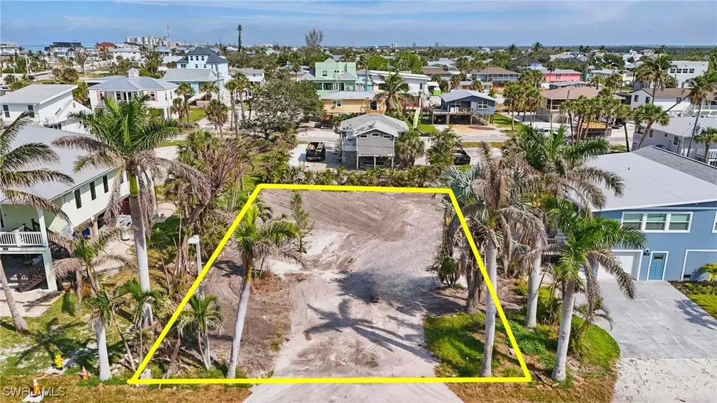 121 Gulf Island Drive Fort Myers Beach FL 33931