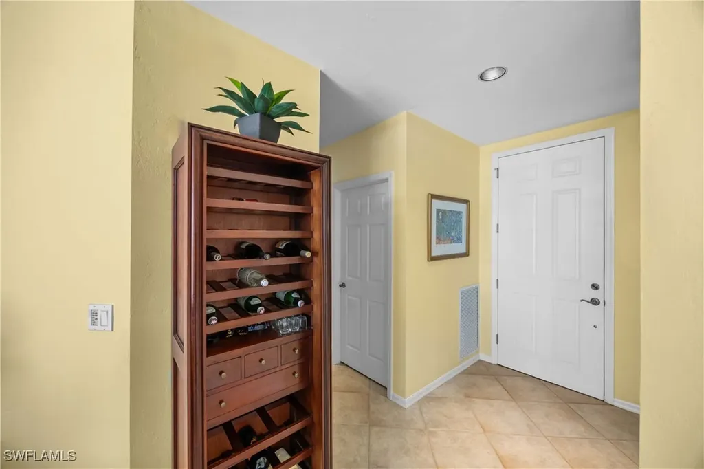 1520 Clermont Drive Naples FL 34109