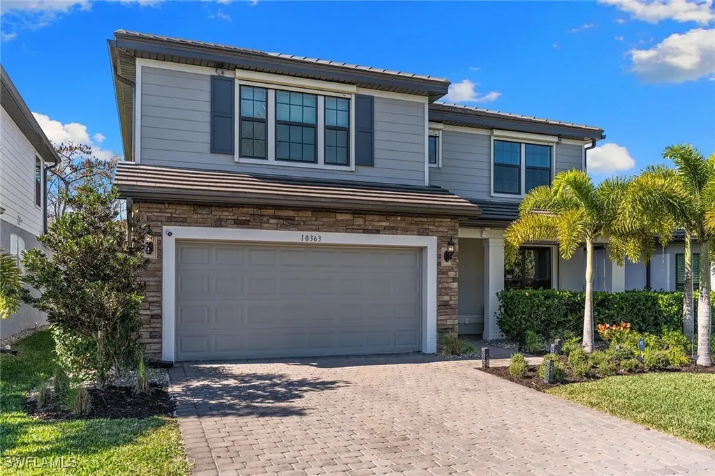 10363 Ventana Lane Naples FL 34120