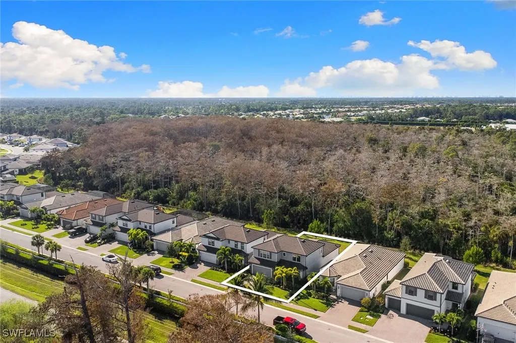 10363 Ventana Lane Naples FL 34120