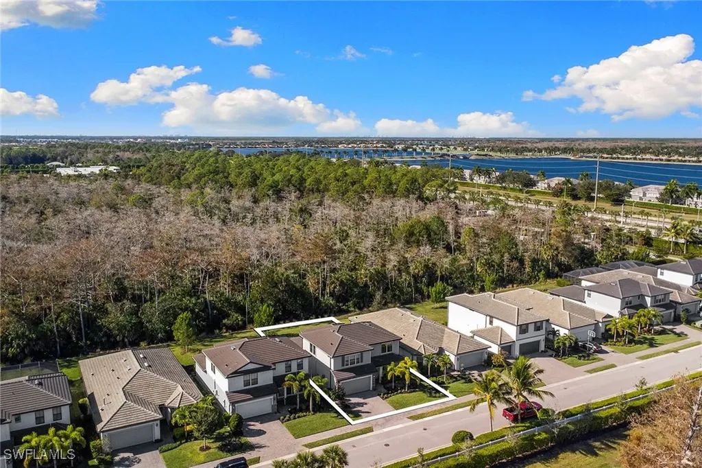 10363 Ventana Lane Naples FL 34120