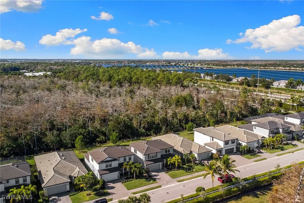10363 Ventana Lane Naples FL 34120