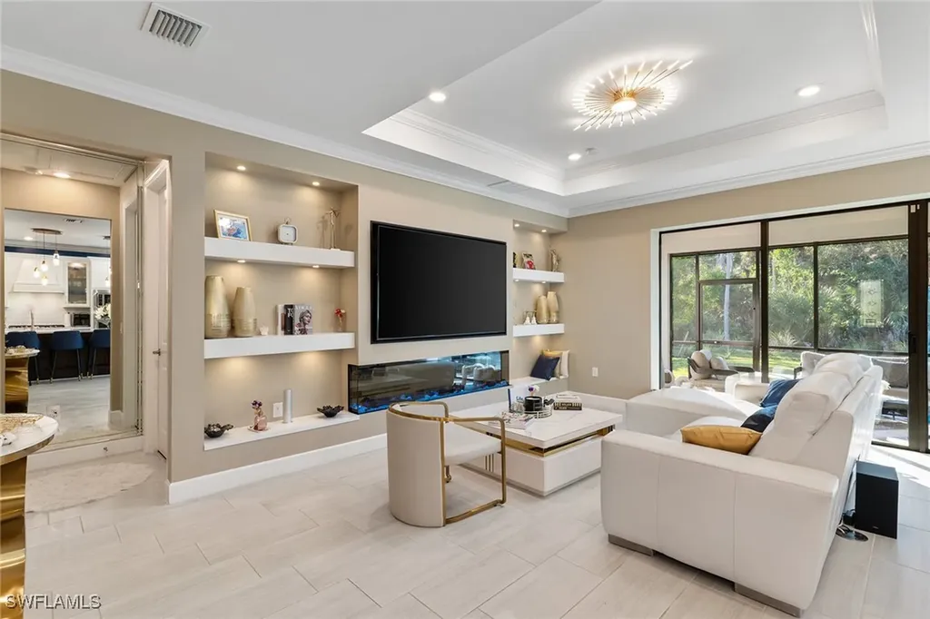 10363 Ventana Lane Naples FL 34120