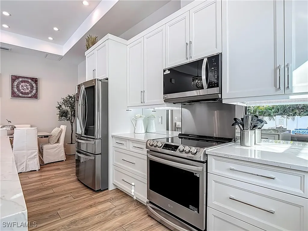 828 100th Avenue N Naples FL 34108