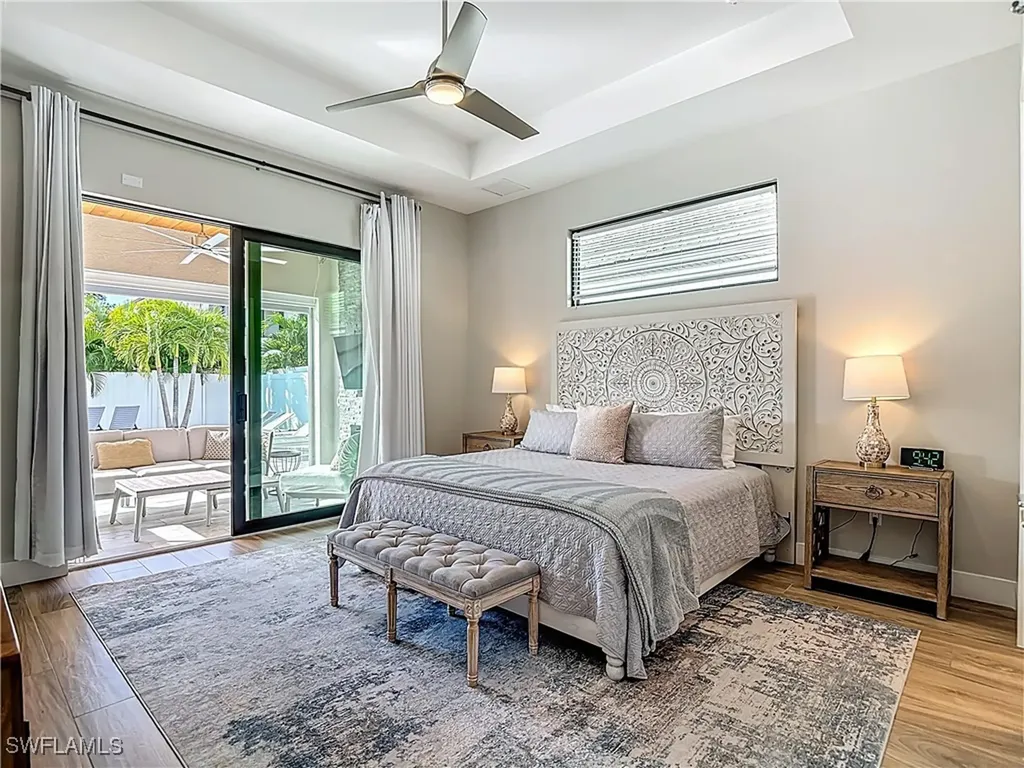 828 100th Avenue N Naples FL 34108