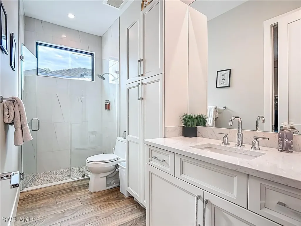 828 100th Avenue N Naples FL 34108
