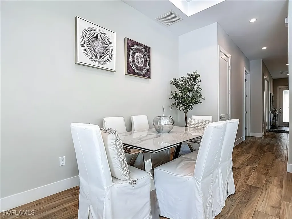 828 100th Avenue N Naples FL 34108