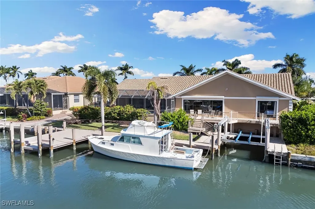 212 Windbrook Court Marco Island FL 34145