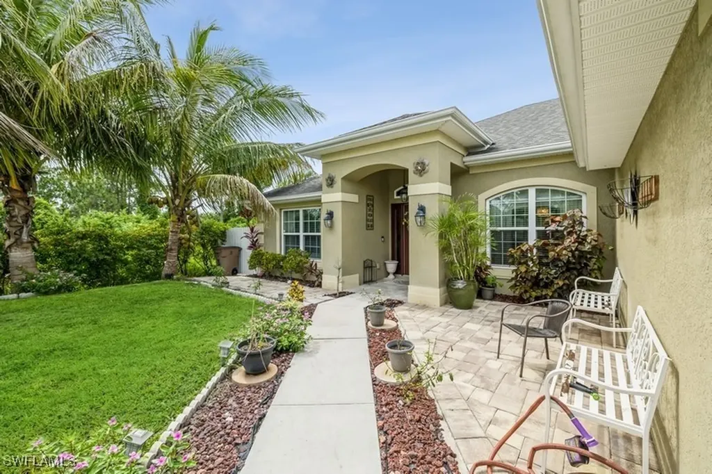 3106 4th Street SW Lehigh Acres FL 33976