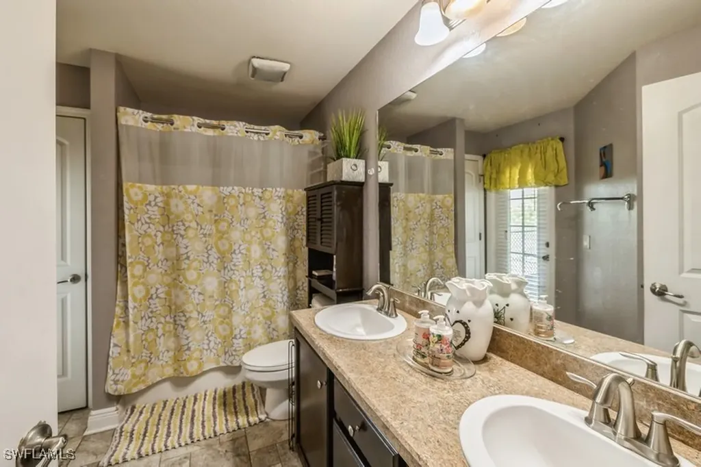 3106 4th Street SW Lehigh Acres FL 33976