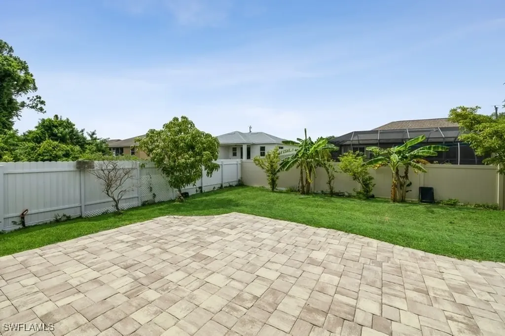 3106 4th Street SW Lehigh Acres FL 33976