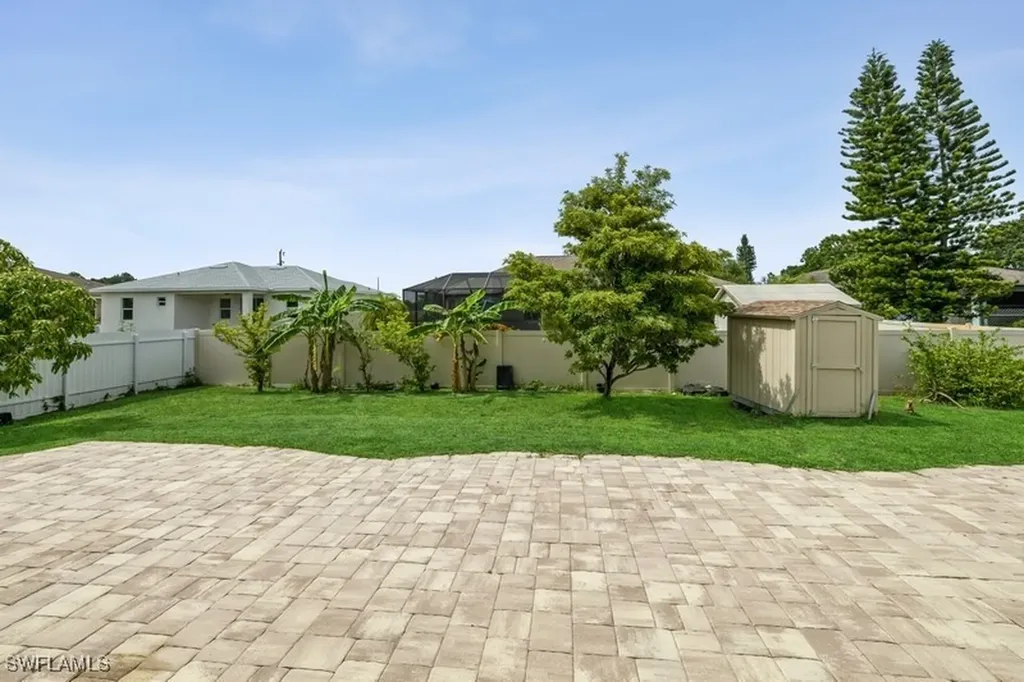 3106 4th Street SW Lehigh Acres FL 33976