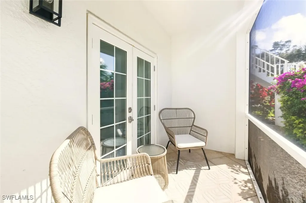 871 Tanbark Drive Naples FL 34108