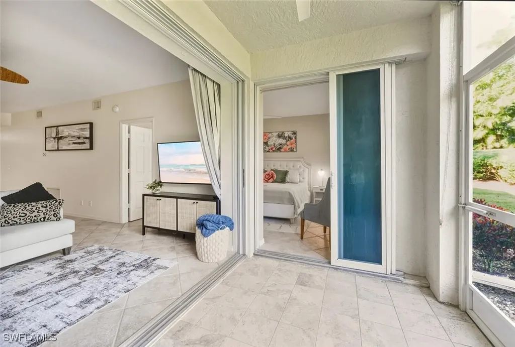 871 Tanbark Drive Naples FL 34108