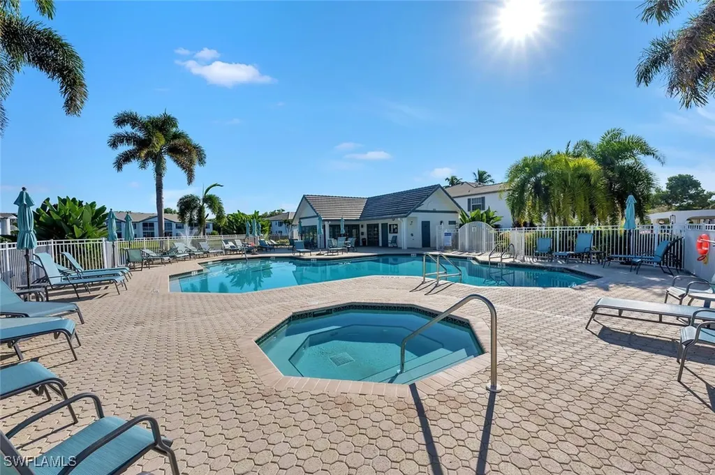 871 Tanbark Drive Naples FL 34108