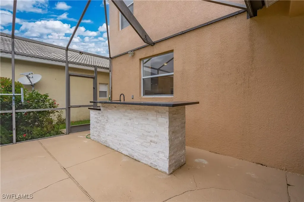 8271 Laurel Lakes Way Naples FL 34119