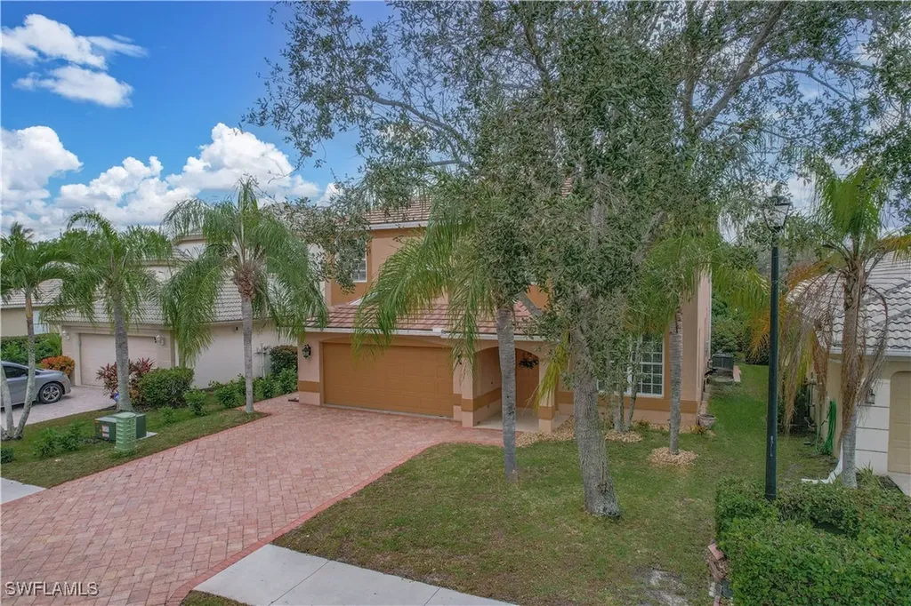 8271 Laurel Lakes Way Naples FL 34119