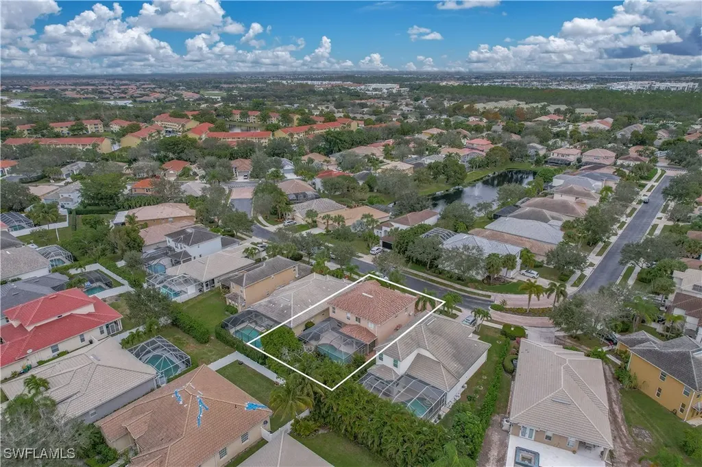 8271 Laurel Lakes Way Naples FL 34119