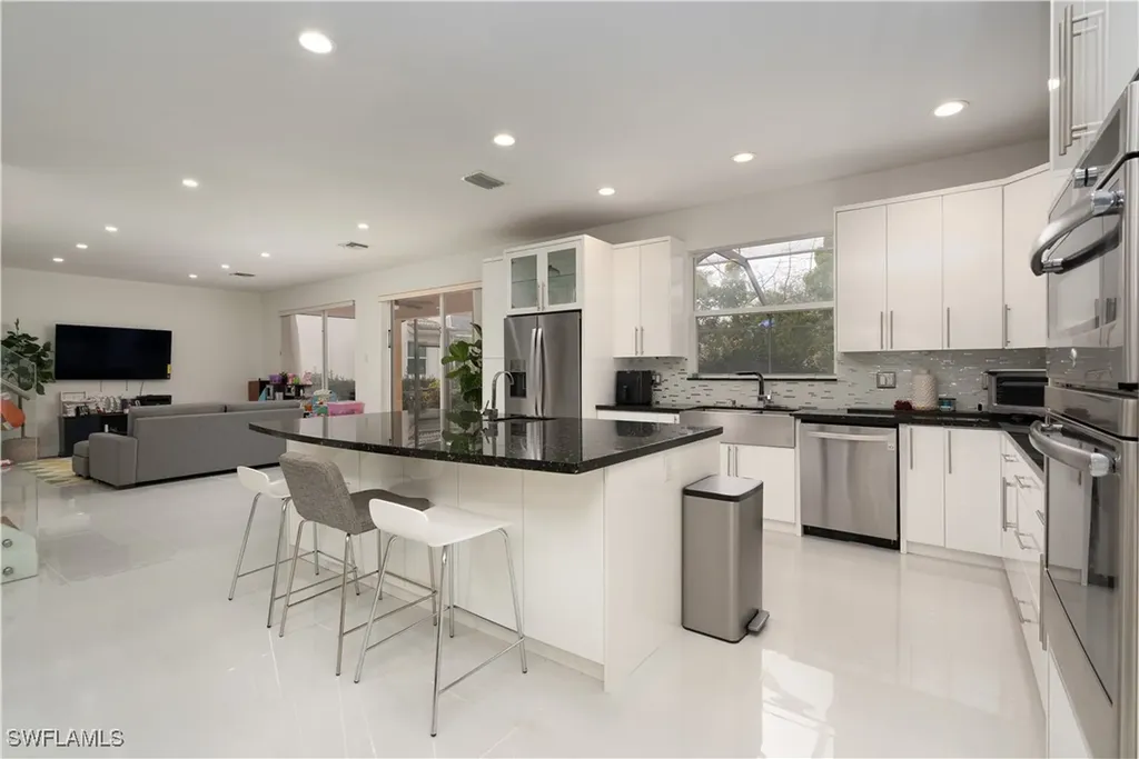 8271 Laurel Lakes Way Naples FL 34119
