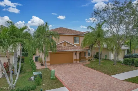 8271 Laurel Lakes Way Naples FL 34119