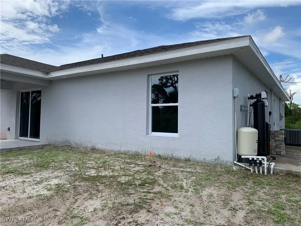 3211 43 Street SW Lehigh Acres FL 33976