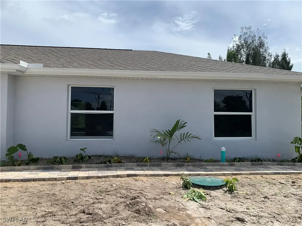 3211 43 Street SW Lehigh Acres FL 33976