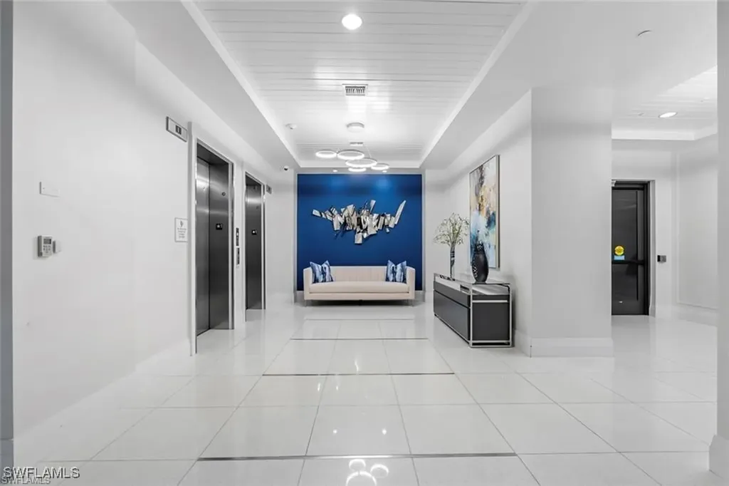1030 3rd Avenue S Naples FL 34102