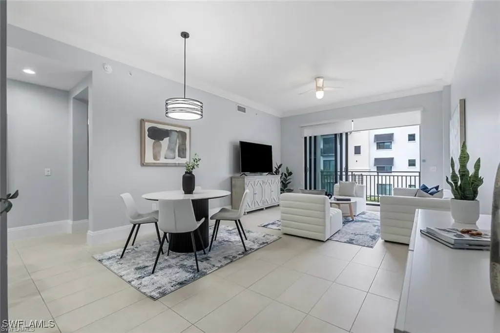 1030 3rd Avenue S Naples FL 34102