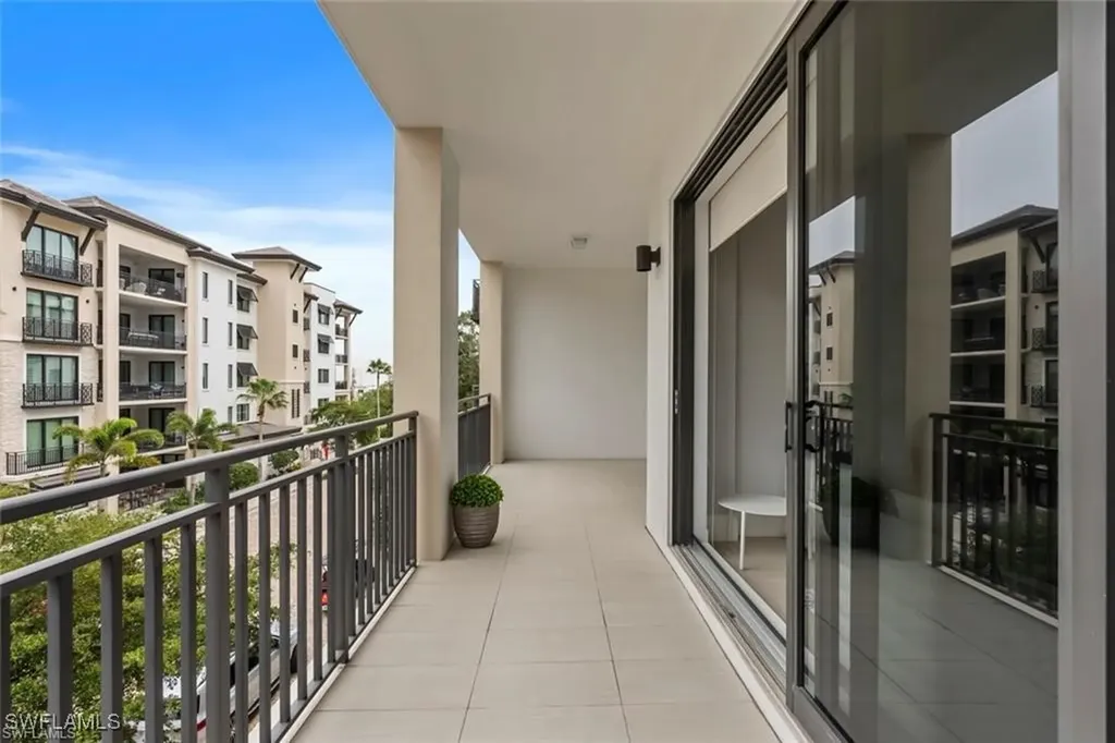 1030 3rd Avenue S Naples FL 34102