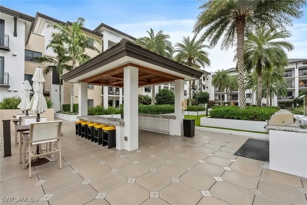 1030 3rd Avenue S Naples FL 34102
