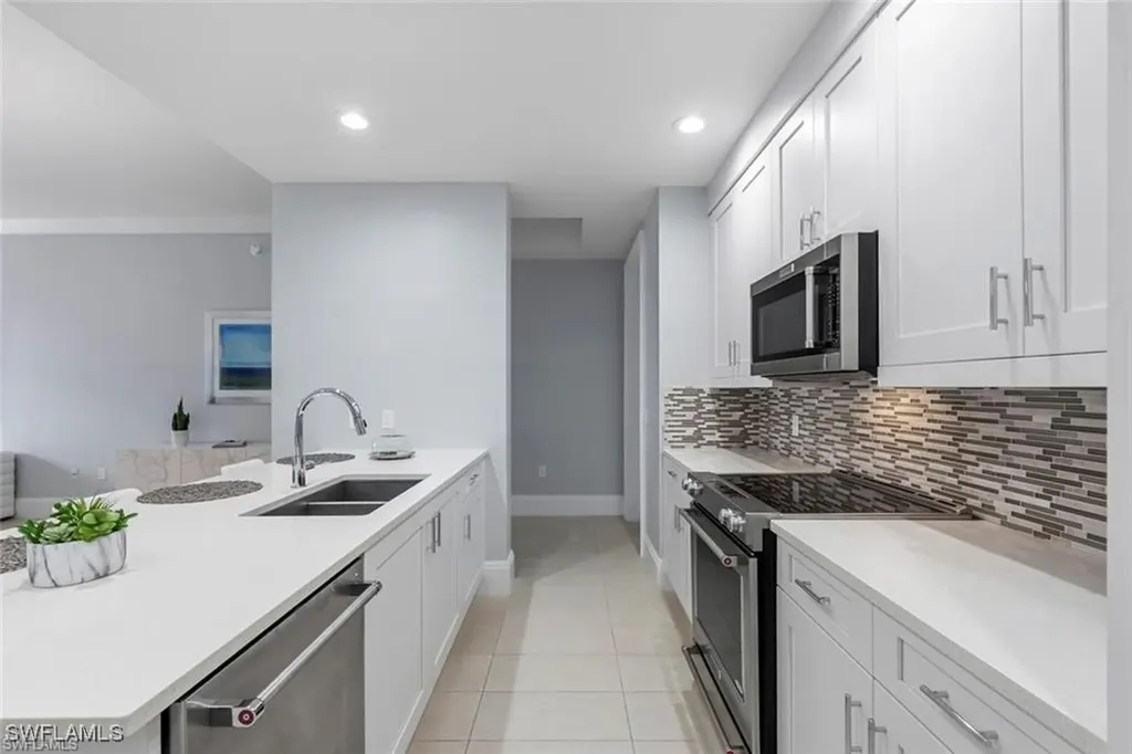 1030 3rd Avenue S Naples FL 34102