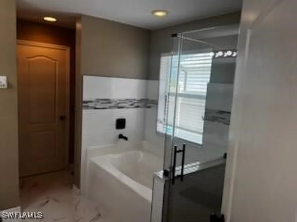 3914 NW 33rd Avenue Cape Coral FL 33993