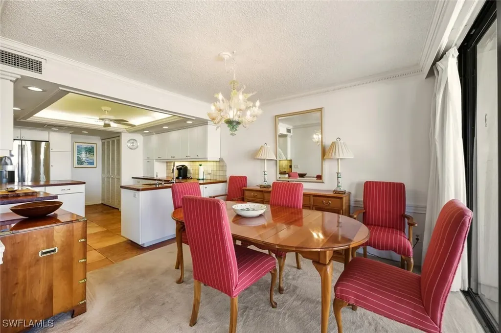 2378 Gulf Shore Boulevard N Naples FL 34103