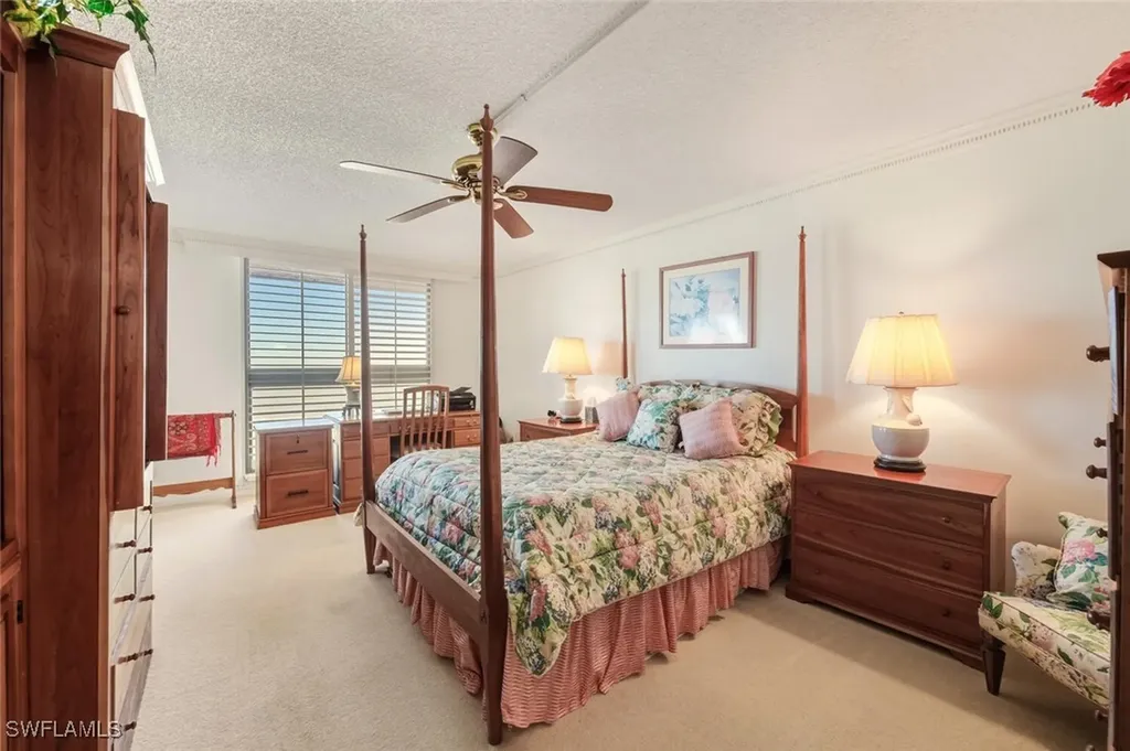 2378 Gulf Shore Boulevard N Naples FL 34103