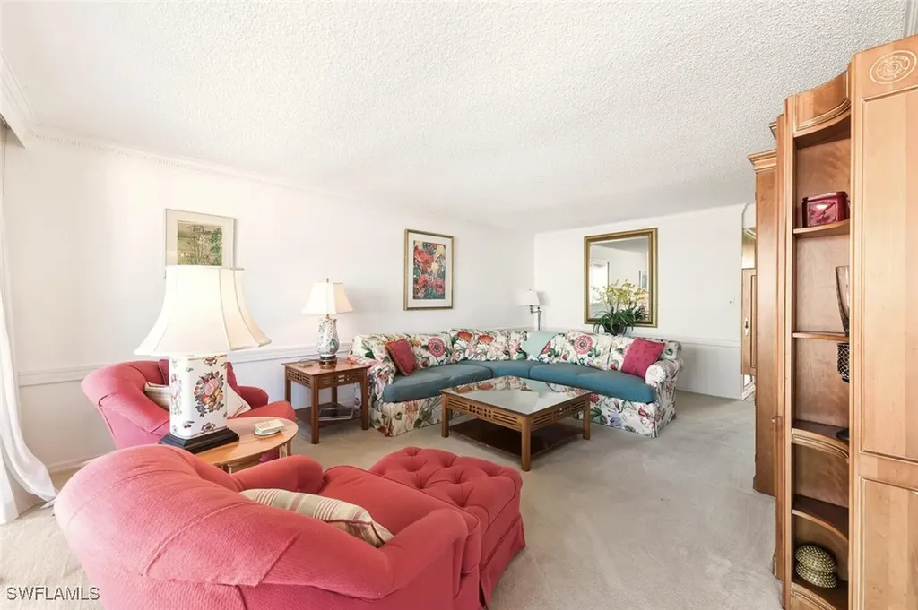 2378 Gulf Shore Boulevard N Naples FL 34103