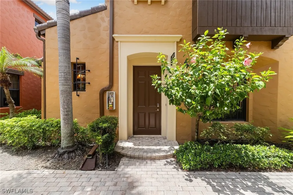 8957 Malibu Street Naples FL 34113