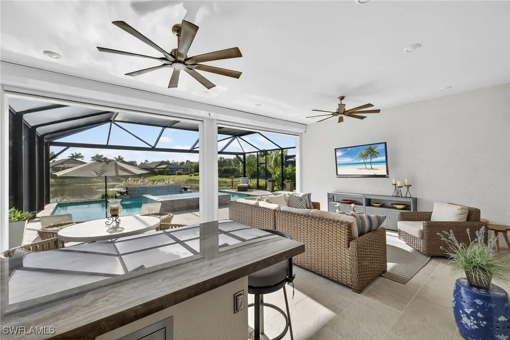 15144 Pescara Street Naples FL 34114