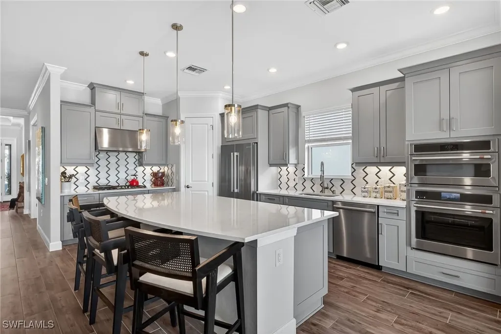 15144 Pescara Street Naples FL 34114