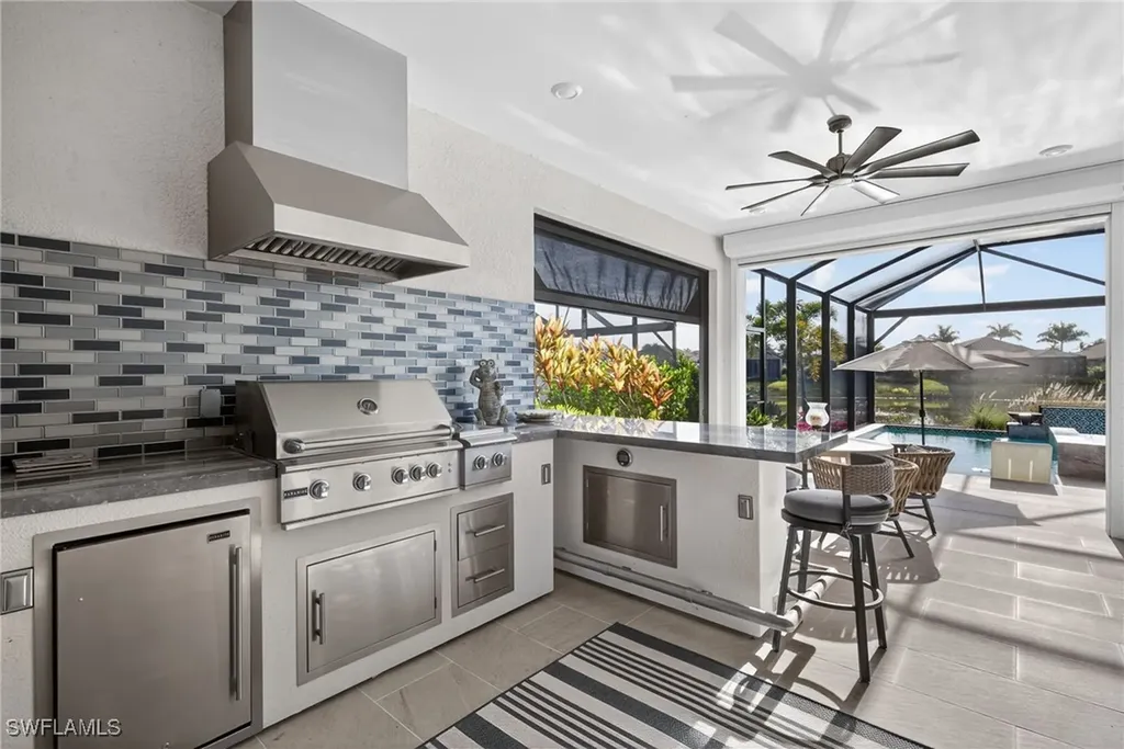 15144 Pescara Street Naples FL 34114